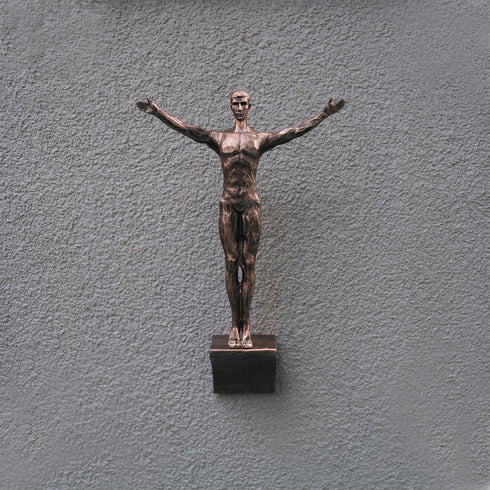 Zero Gravity Wall Sculpture Collection Set of 6 Climbing Hiking Gliding Gymnastic Men Figurines Bronze Retro Rustic Statues Artistic Décor