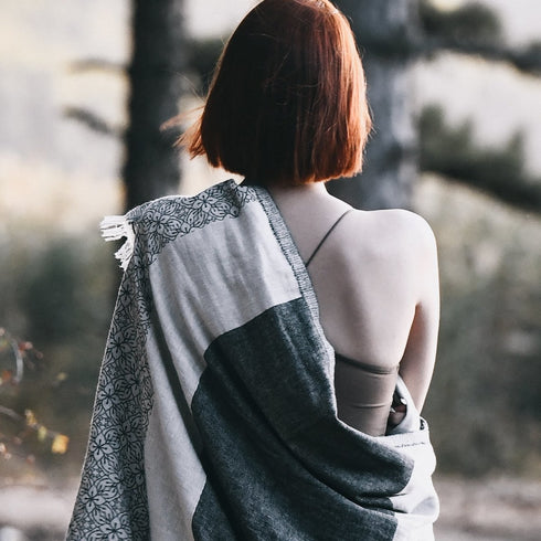 Rashanda Turkish Towel Oriental Indian Floral Pattern Large Lightweight Cozy Peshtamal Guest Towel Bedspread Boho Home Decoration